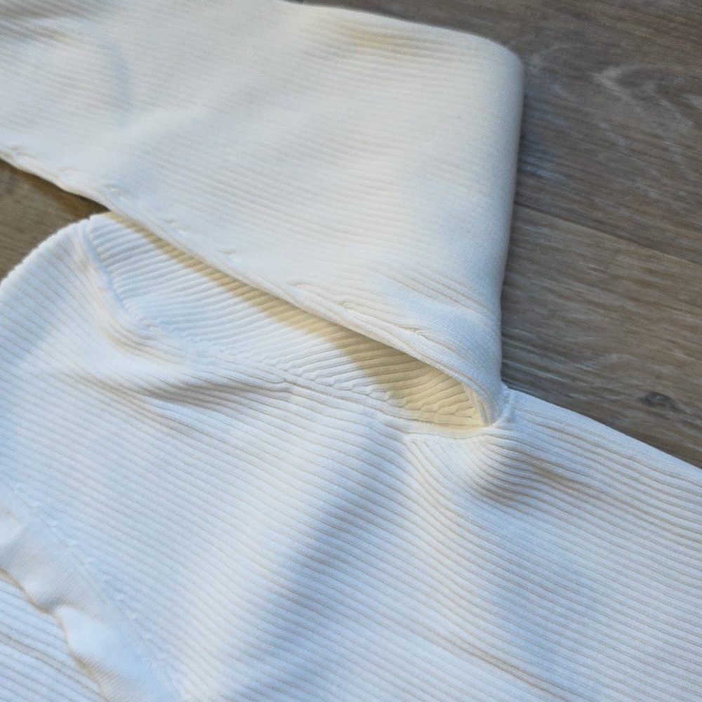 Zara White Ribbed Top - Picture 10 of 15